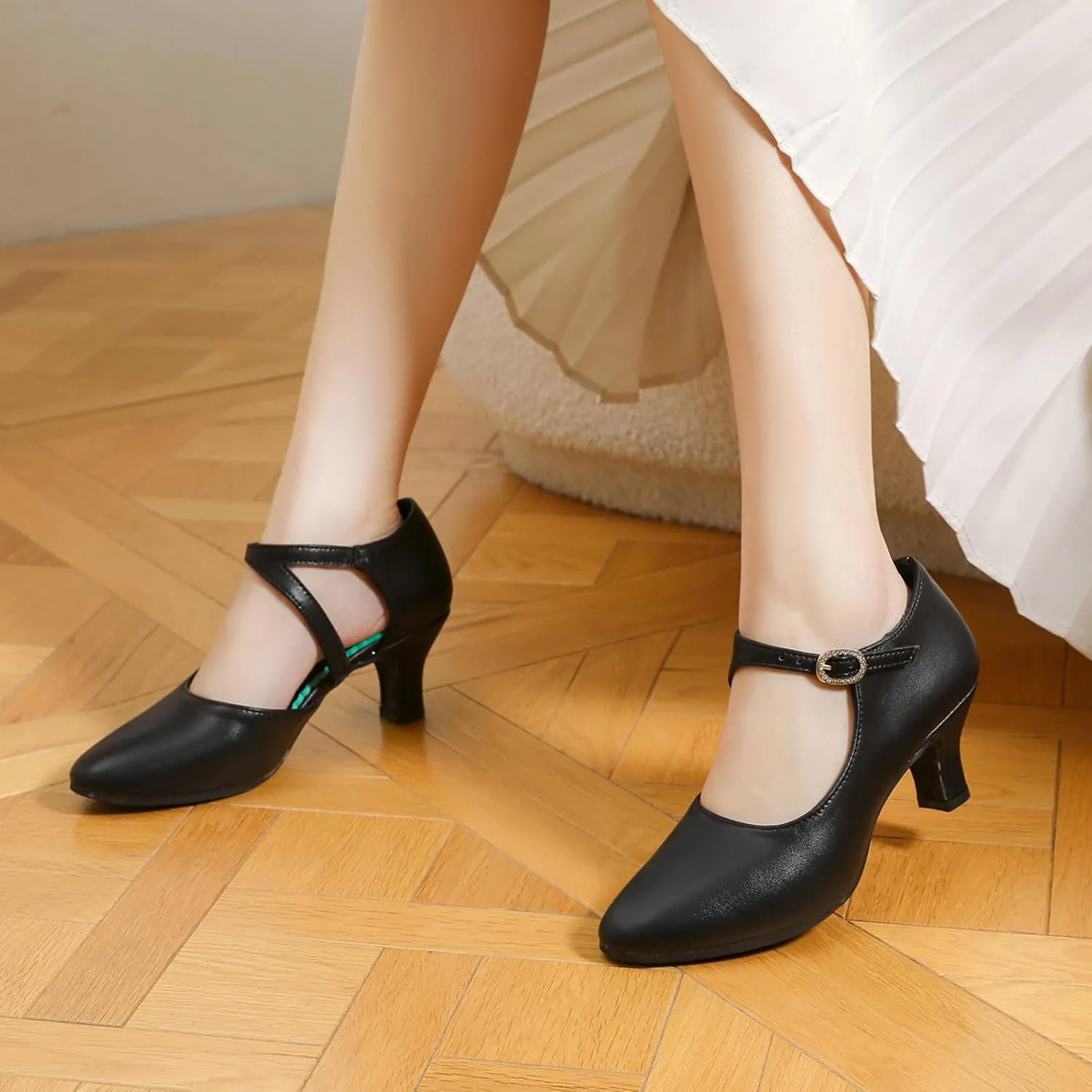 AOQUNFS Women Character Dance Shoes Ballroom Salsa Practice Performance Dancing Shoes,132-20