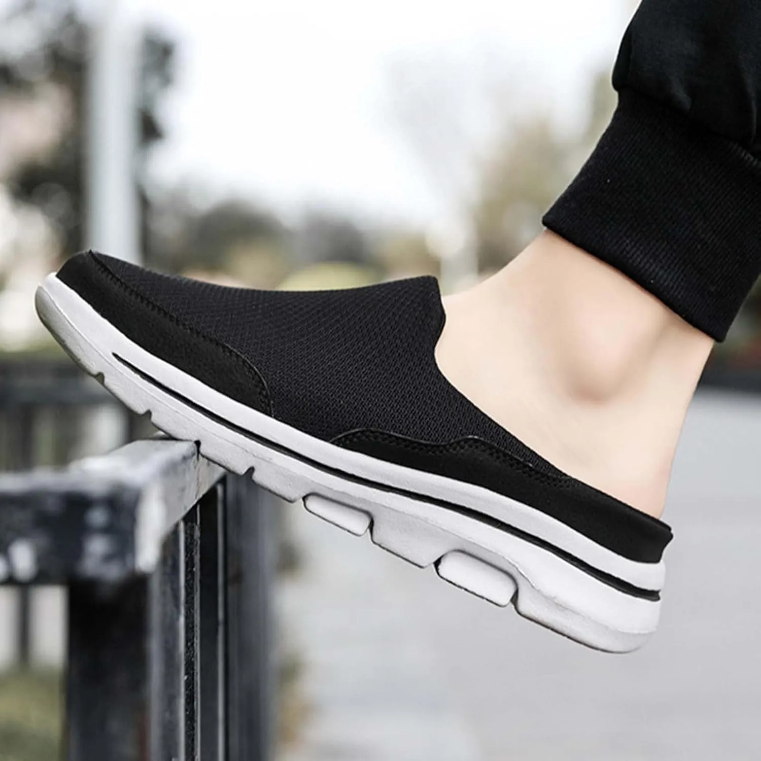 Comfortable and Breathable Flat Soled Slip On Mesh Heelless Casual Shoes for Men and Women Casual Skate Shoes