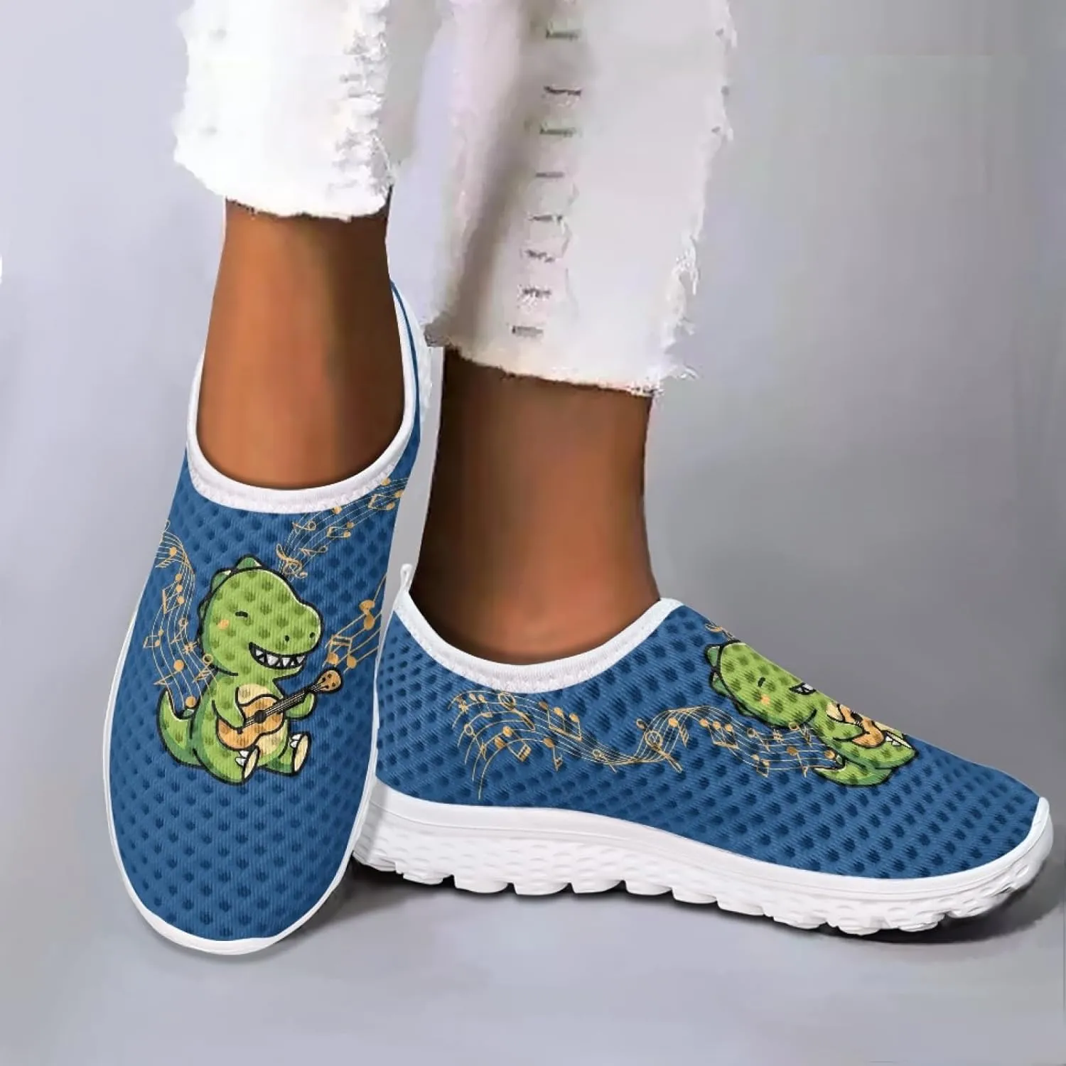 Cumagical Shoes Mesh Quick Drain Design Mens Casual Slip On Shoes