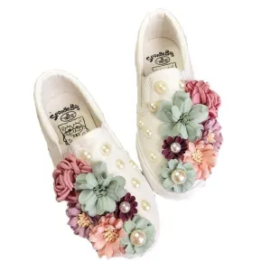 Designer Hand-made Embroidery Sweet Beauty Comfortable FlatsBrand Sneakers
