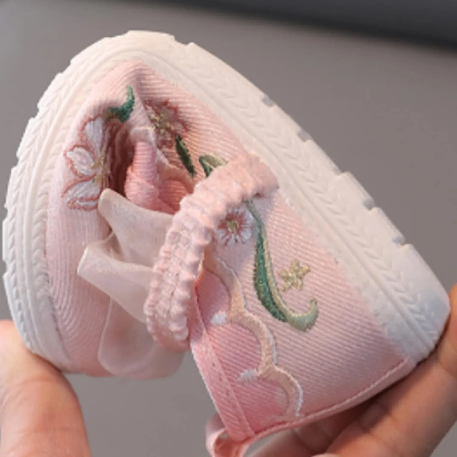 Girls Flat Bottom Bunny Embroidered Sandals Kids Chinese National Style Vintage Retro Toddler Traditional Slippers