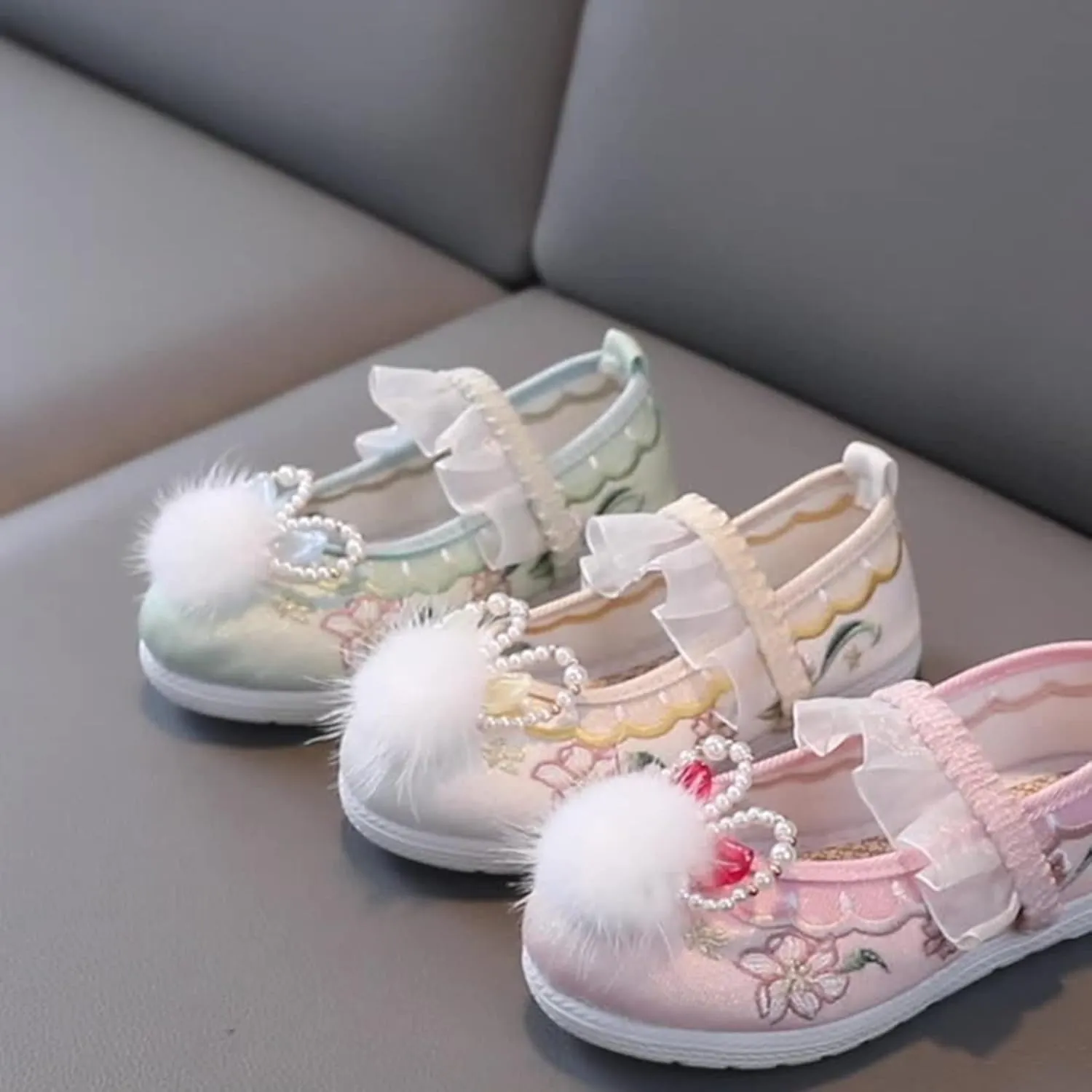 Girls Flat Bottom Bunny Embroidered Sandals Kids Chinese National Style Vintage Retro Toddler Traditional Slippers