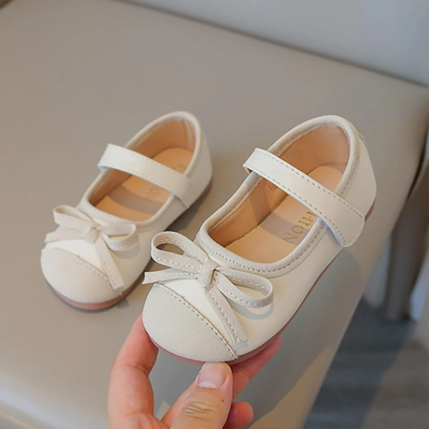 Glittery Mary Jane Flat?? for Toddler Girls Little-Kids Princess Wedding Ballet Dress Shoes Soft Strap Ballerina