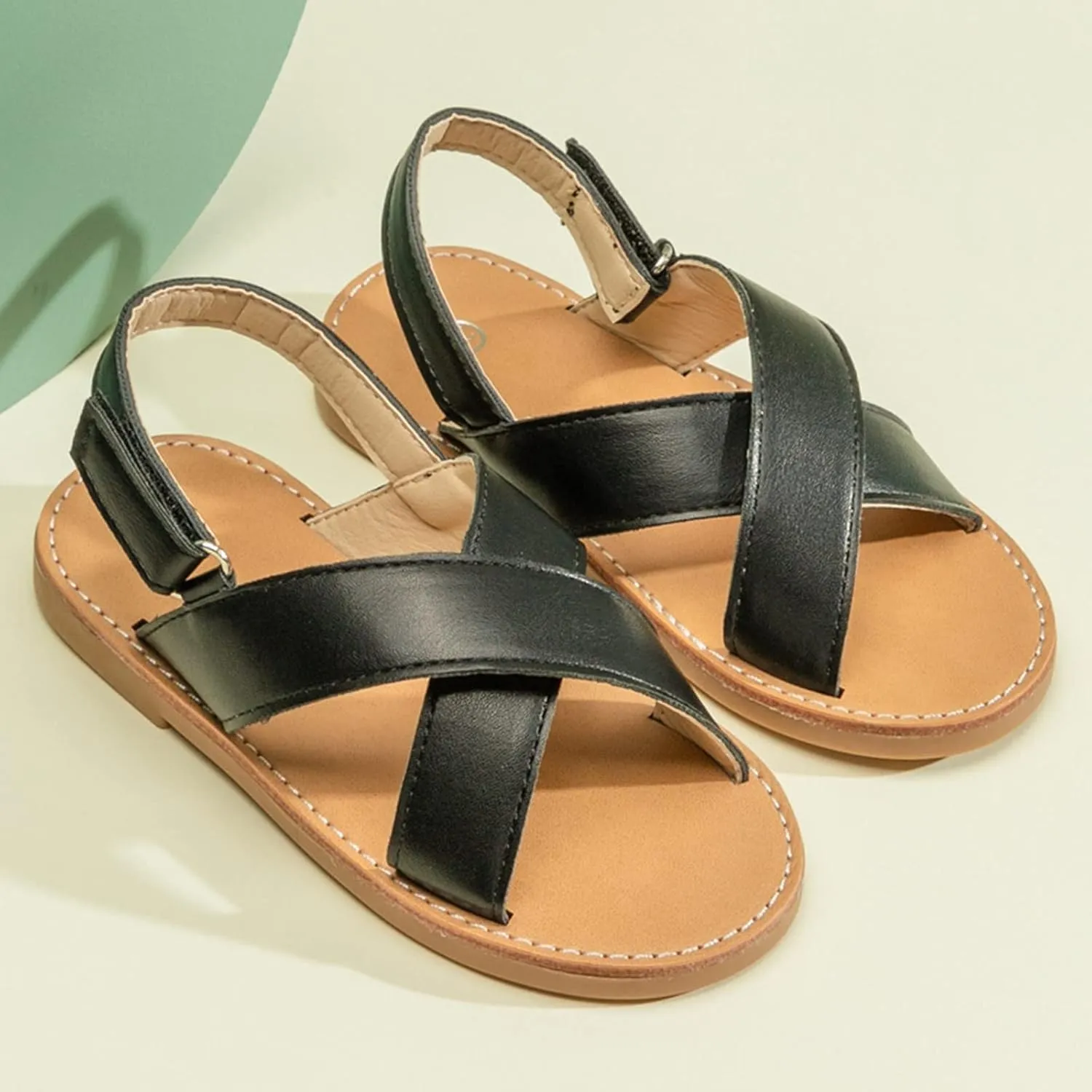 Little Girls Slip On Flat Sandals Open Toe Non-Slip Fashion Beach Pool Casual Shoes Swimming Slippers for Kids