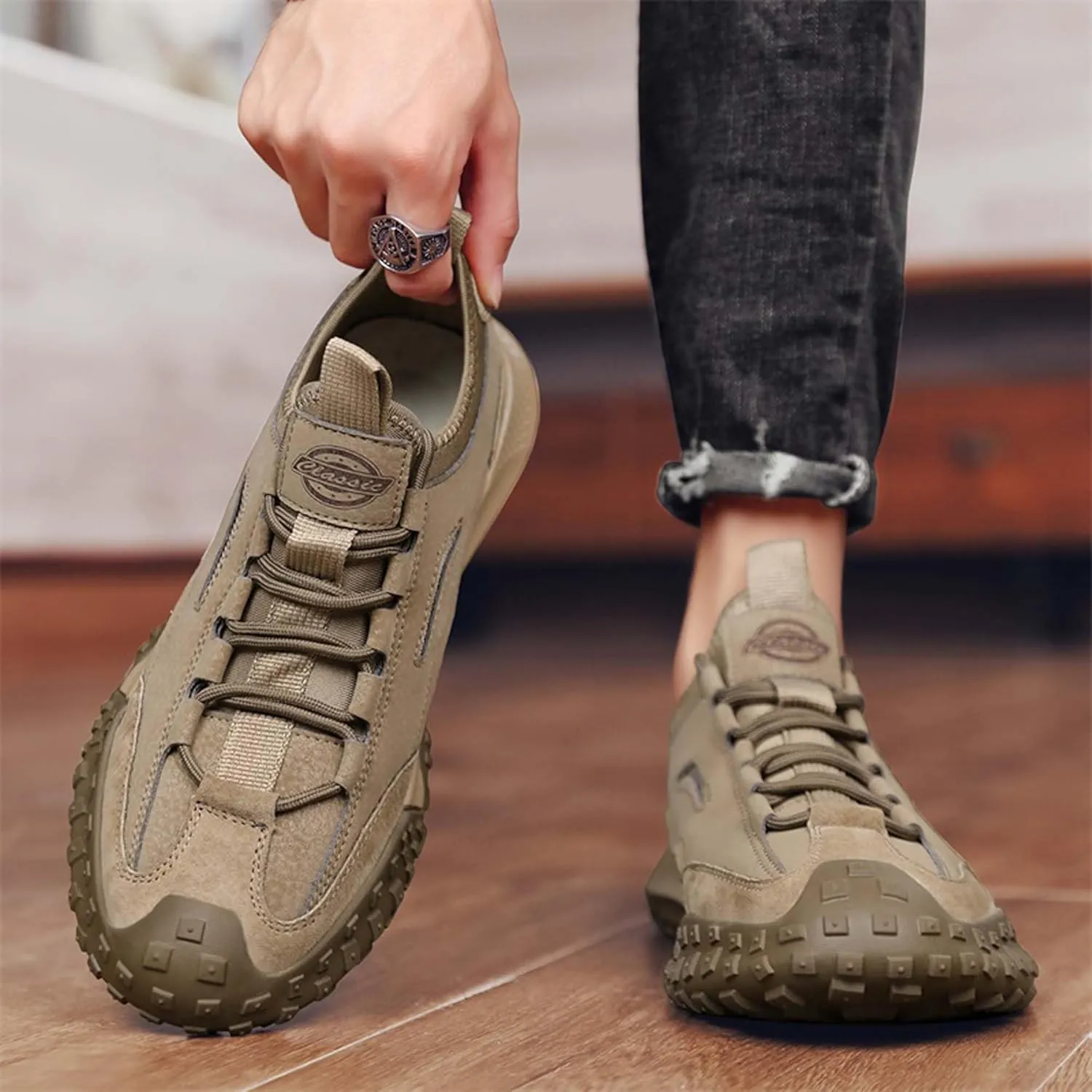 Men's Anti-slip Hiking Shoes Waterproof Men's Climbing Shoes Lightweight Cross-country Running Shoes Traveling Outdoor Backpacking Shoes Casual Walking Work Shoes Outdoor Sports Shoes