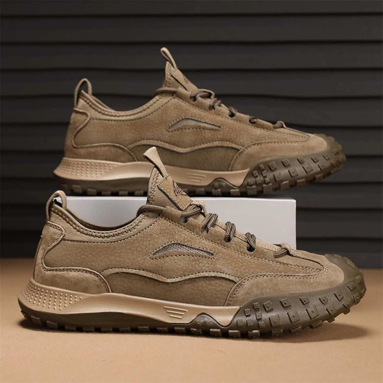 Men's Anti-slip Hiking Shoes Waterproof Men's Climbing Shoes Lightweight Cross-country Running Shoes Traveling Outdoor Backpacking Shoes Casual Walking Work Shoes Outdoor Sports Shoes