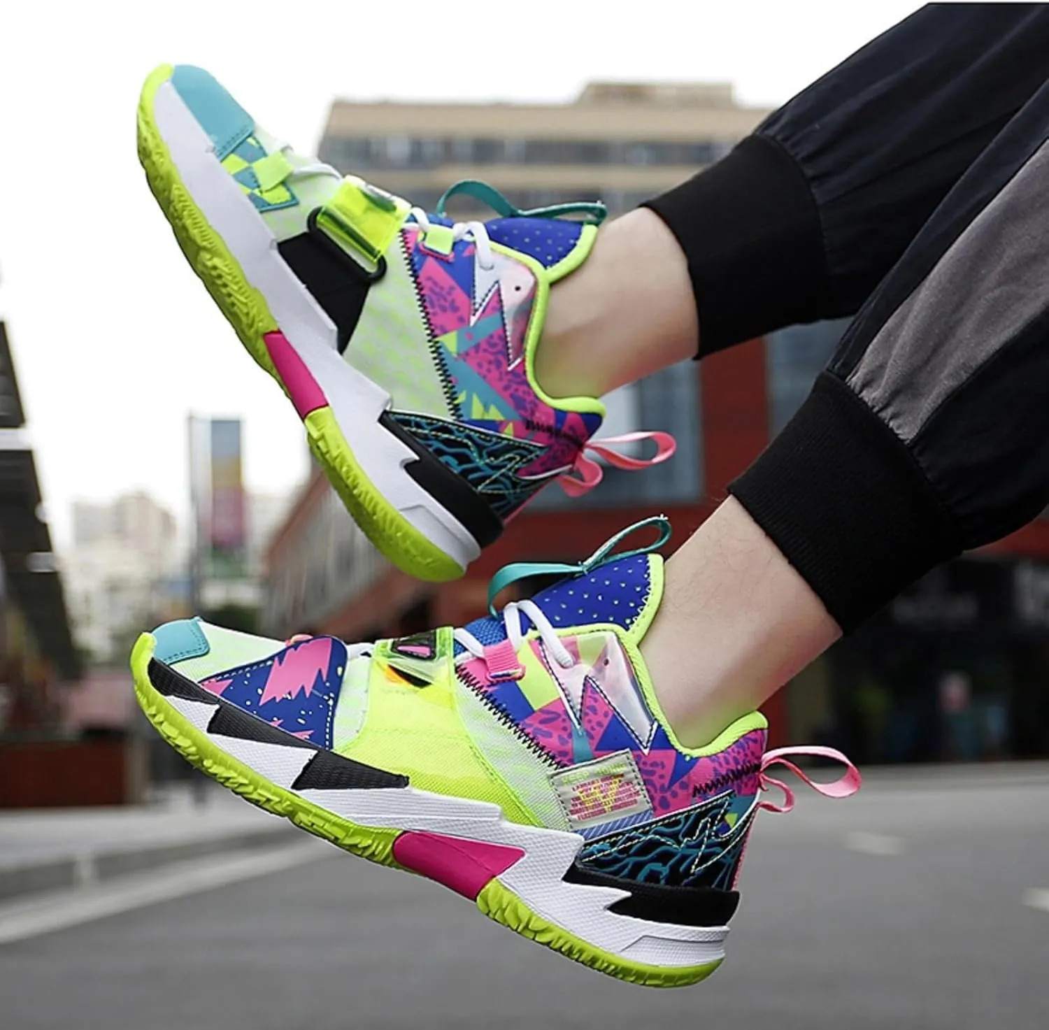 Men's Breathable Mesh Basketball Shoes Lightweight Anti Slip Sports Shoes Shock-Absorbing Running Boots
