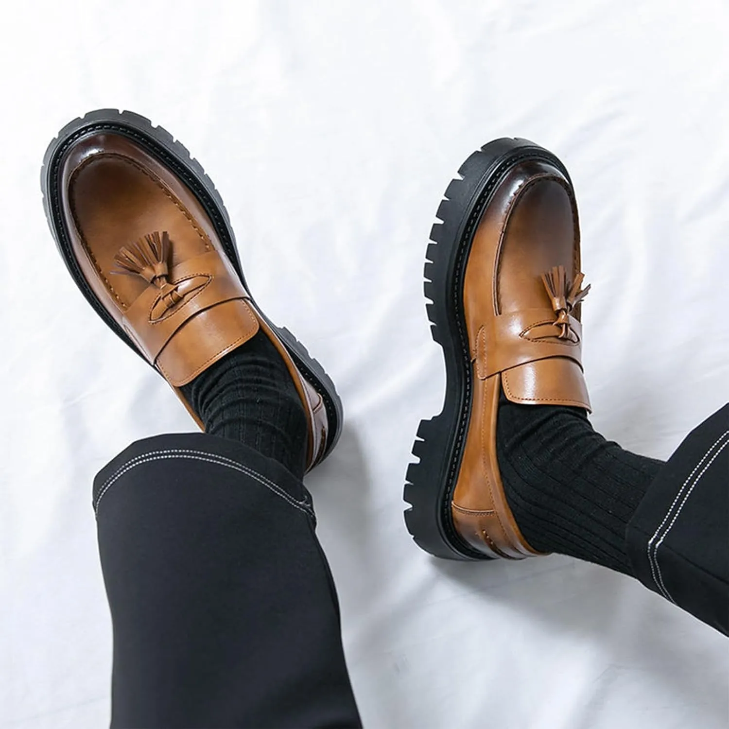 Men's Leather Tassel Platform Penny Loafers Comfort Wide Round Toe Non Slip Lug Sole Slip On Dress Shoes Business Office Casual Shoes