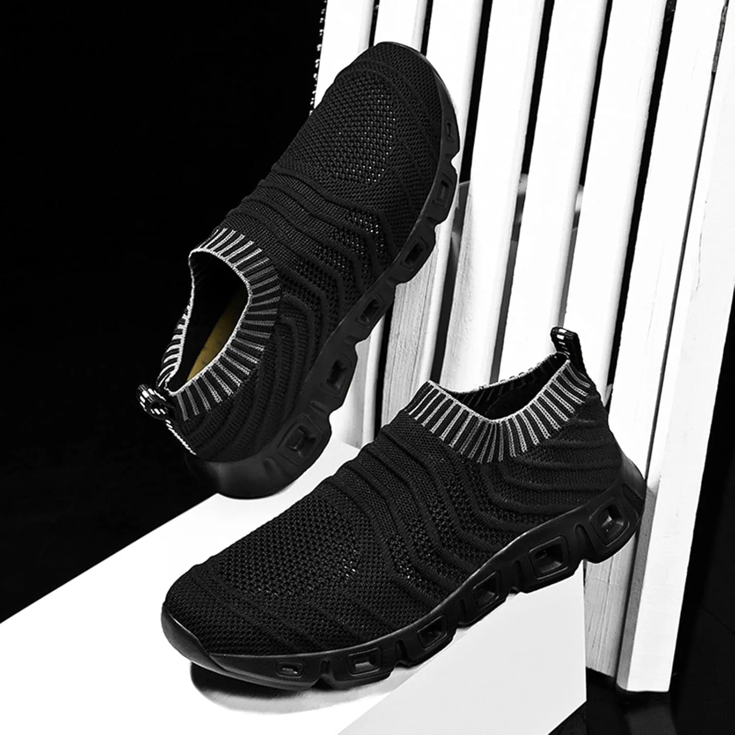 Men's Lightweight Cushion Sneakers Casual Sneaker Mesh Breathable Walking Shoe Convenient Elderly Slip On Shoes