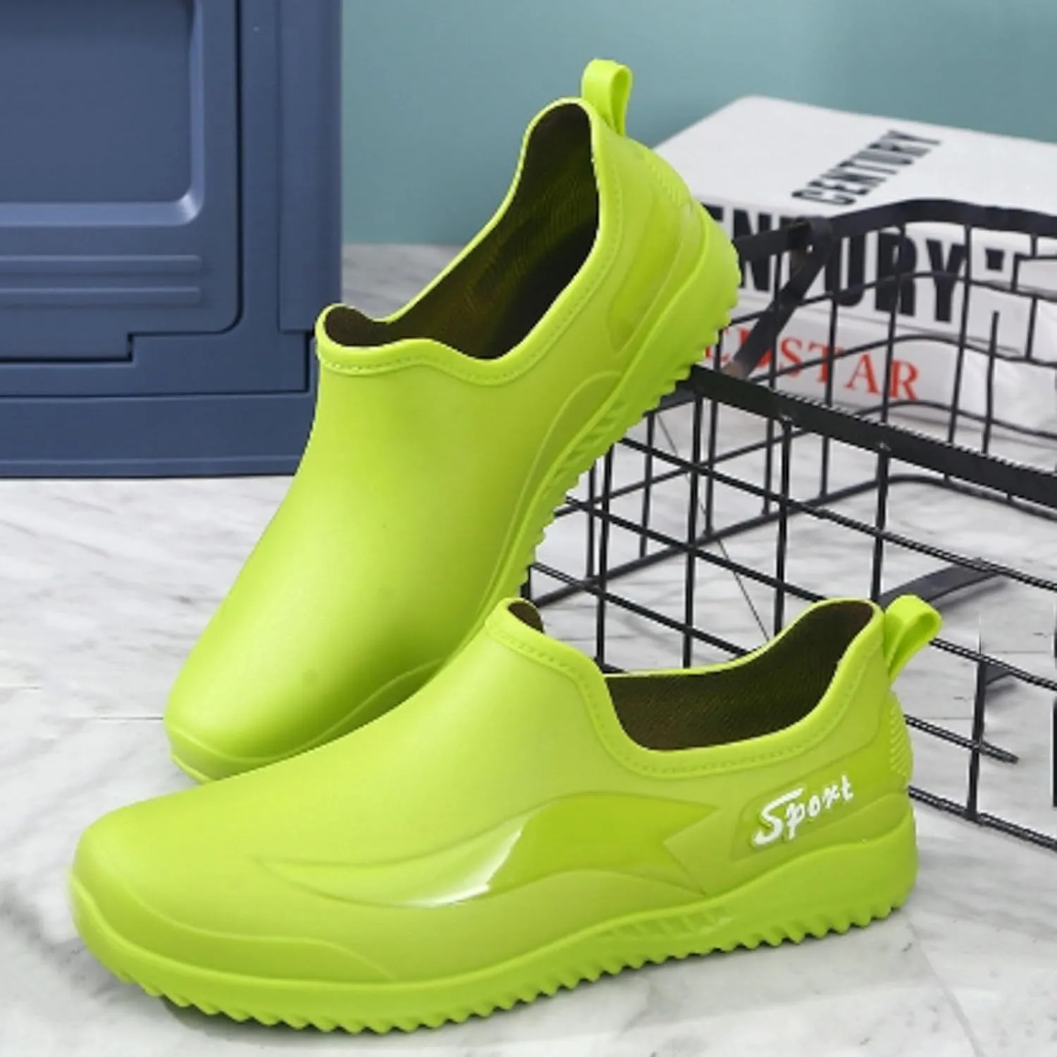 Mens Low Carf Rain Boots Durable Garden Working Shoes Casul Waterproof Shoes Lightweight Fishing Shoes Non Slip Hiking Rain Boots Men Low Top Deck Booties with Comfortable Insole