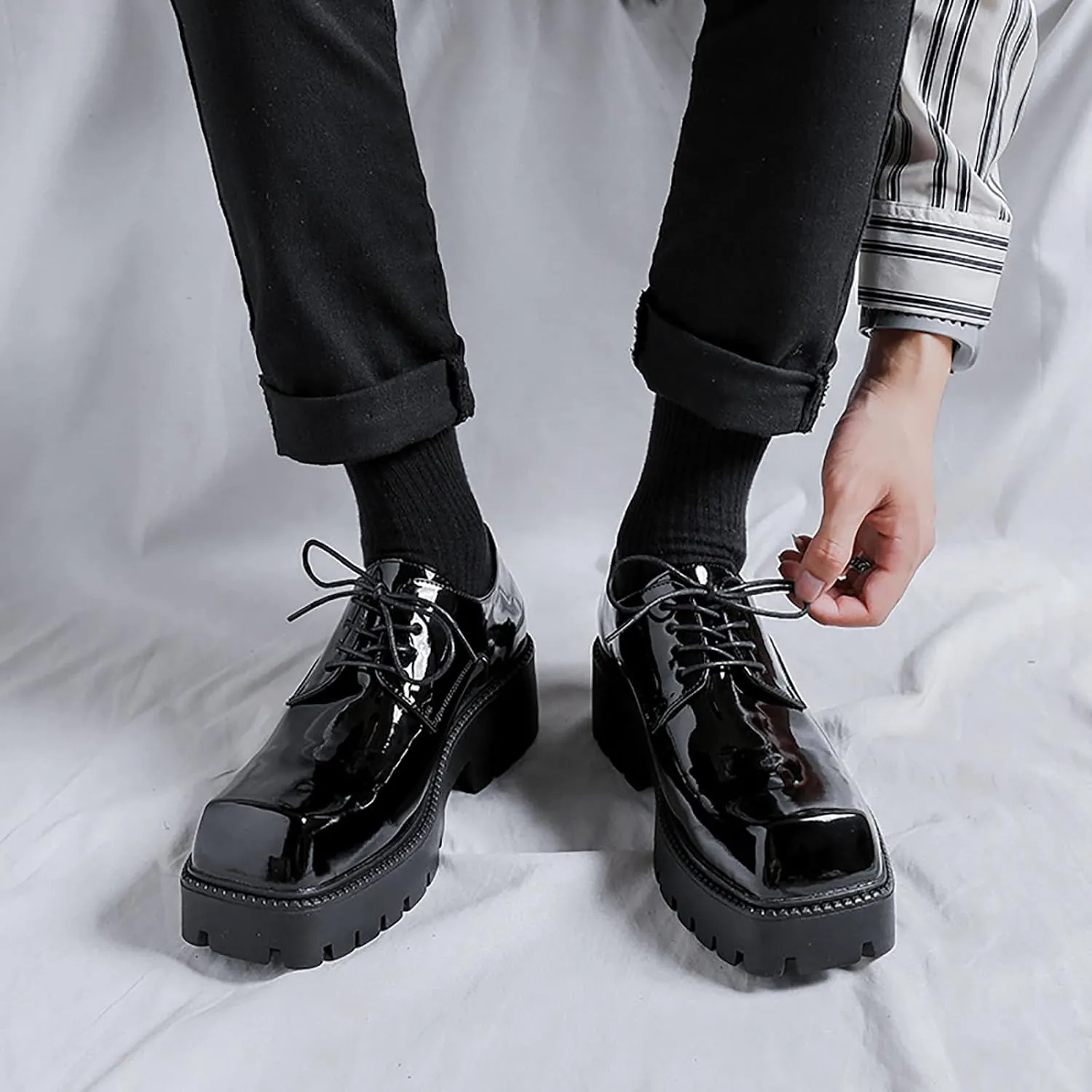 Men's Patent Leather Dress Shoes Classic Square Toe Lace up Platform Oxfords for Business Office Work