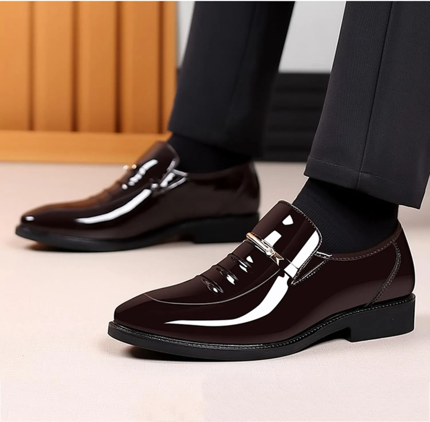 Men's Retro Patent Leather Slip On Dress Shoes Formal Business Oxford Shoes Driving Loafers for Men
