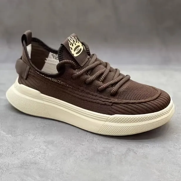 Men's Slip-on Casual Sports Breathable and Comfortable mesh Shoes