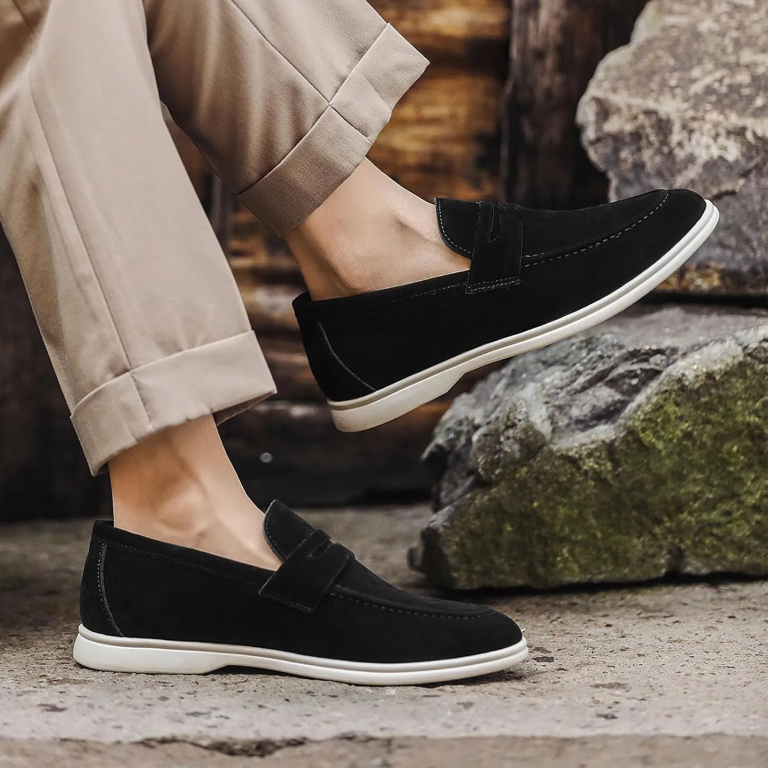 Men's Slip On Loafers Comfortable Soft Sole Suede Driving Shoes Breathable Lightweight Walking Travel Work Casual