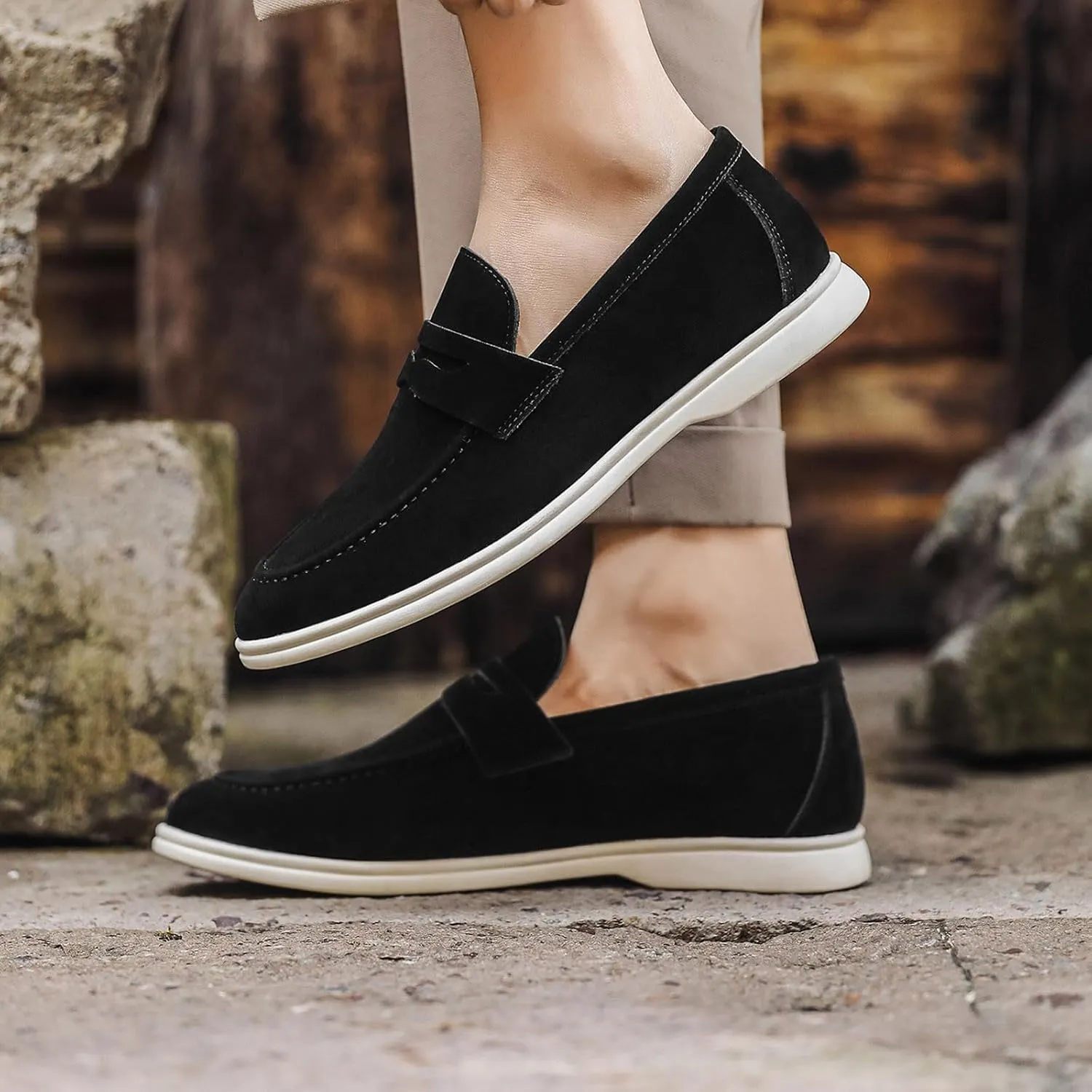 Men's Slip On Loafers Comfortable Soft Sole Suede Driving Shoes Breathable Lightweight Walking Travel Work Casual