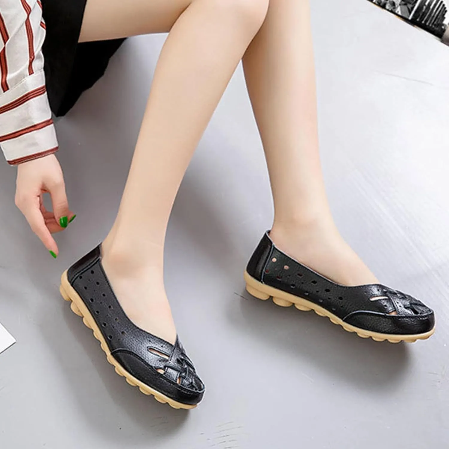 Owlkay New Casual Women Shoes,Orthopedic Loafers in Breathable Leather,Women's Cowhide Leather Shoes Loafers Flats Sandals Slip-On Cutout