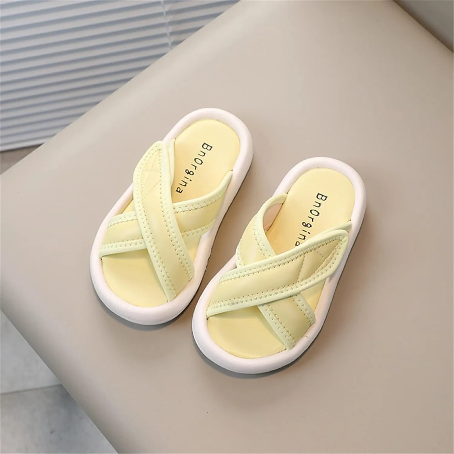 Thick Sole Leather Cloud Slides for Girls, Kids Comfy Soft House Slippers Non-Slip Cozy Open Toe Beach Water Shoes