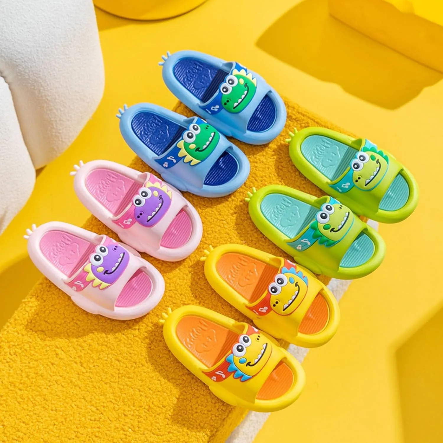Toddler Dinosaur Shower Shoes Non Slip Cute Beach Slippers for Boys Girls Kids 2025 Fashion Bathroom Shower Slipper