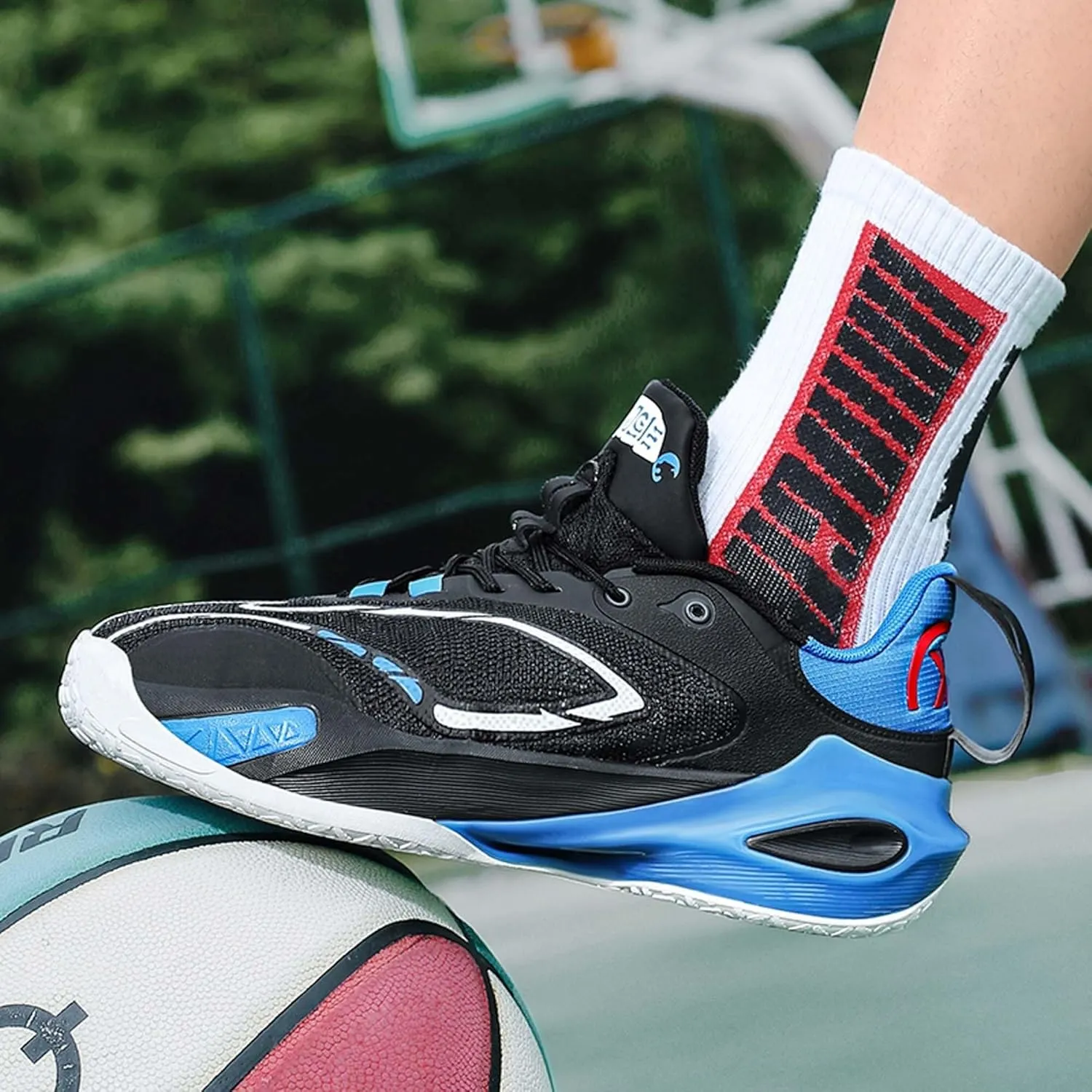 Unisex Basketball Shoes Breathable Rebound Anti Slip Wear-Resistant Shock-Absorbing Fashionable Sports Boots
