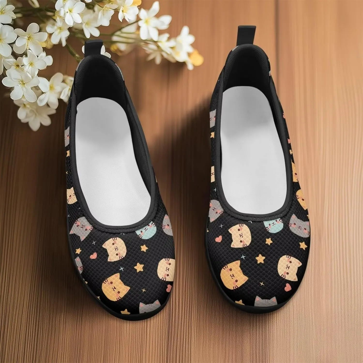 Walking Shoes Women Breathe Mesh Slip On Sneakers Women Comfortable Lightweight