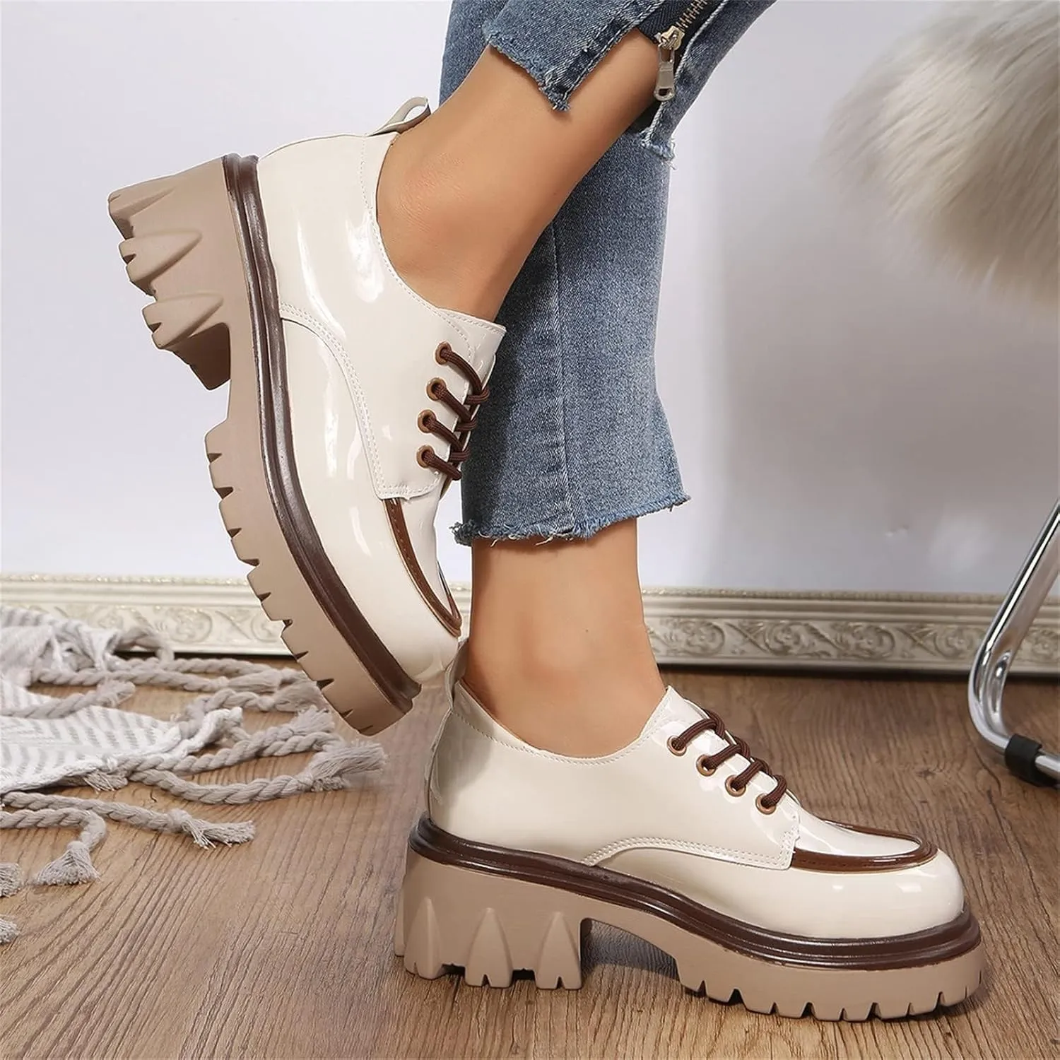 Women's Fashion Patent Leather Platform Oxford Shoes Comfort Round Toe Chunky Heel Lace-Up Non-Slip Lug Sole Business Office Dress Shoes