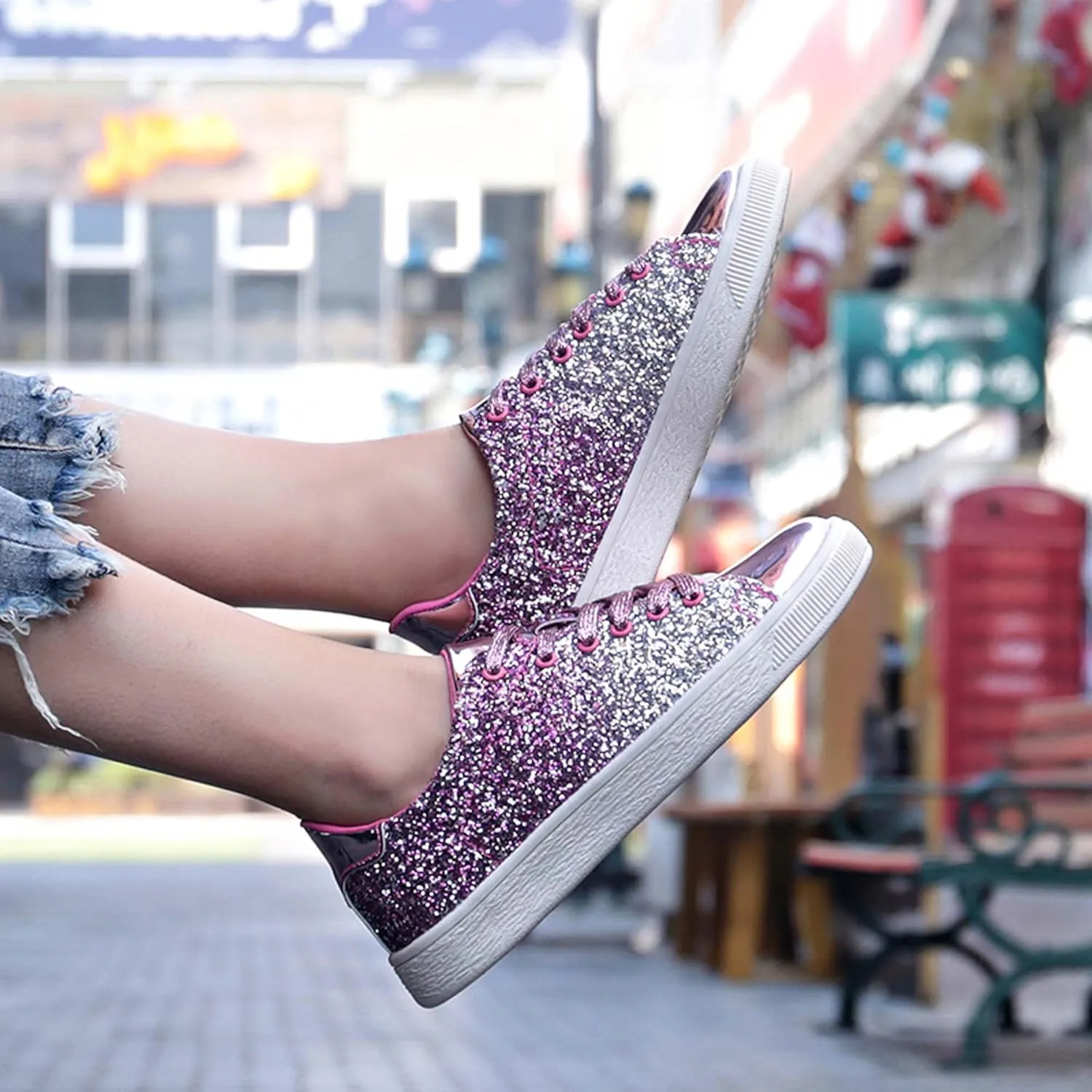 Women's Fashionable Colorful Sports Skateboard Shoes Anti Slip Shock-Absorbing Tennis Shoes Ultra Light Breathable Casual Walking Shoes
